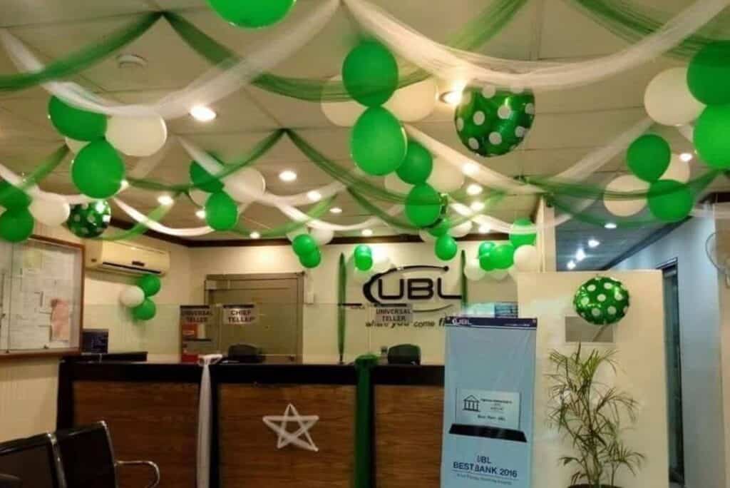 14 August Office Decoration Setup – Green & White Balloon Theme