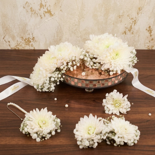 Classic White Floral Jewelry Set for Nikkah and Bridal Styling