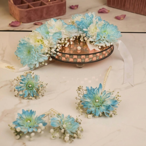 Light Blue Floral Jewelry Set with Maang Tikka and Earrings