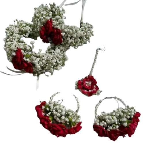 Fresh Red Rose & Baby's Breath Gajra Set