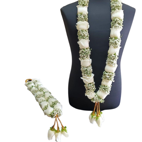 Fresh White Rose & Baby's Breath Garland