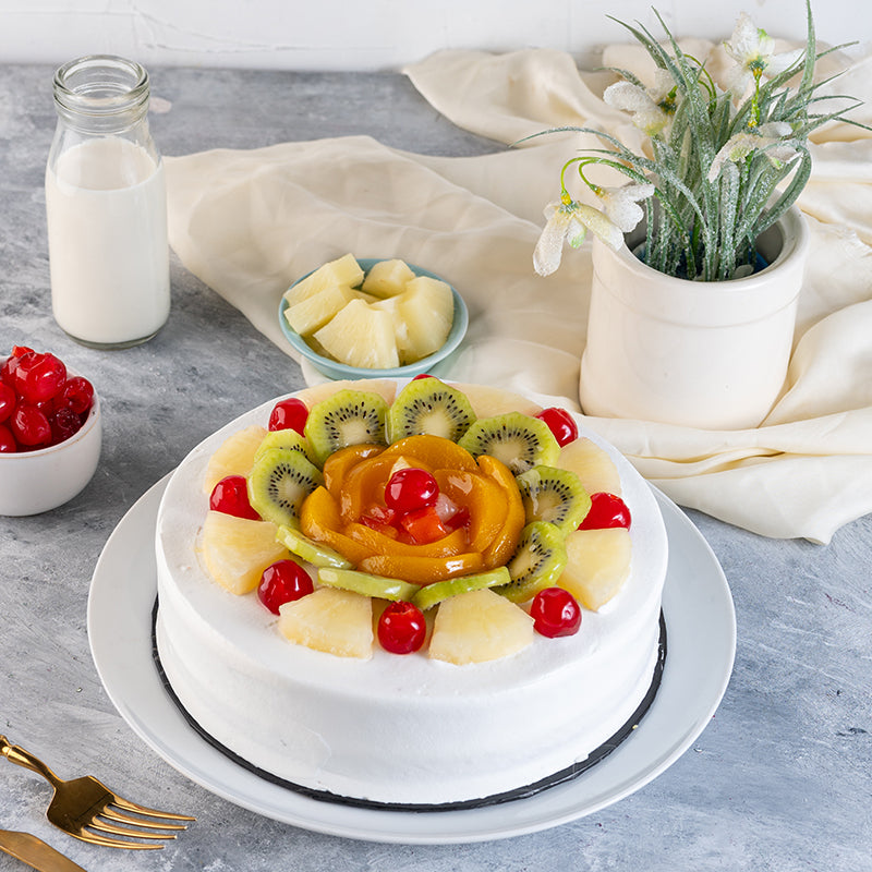 Fresh Mixed Fruit Cream Cake by Kitchen Cuisine