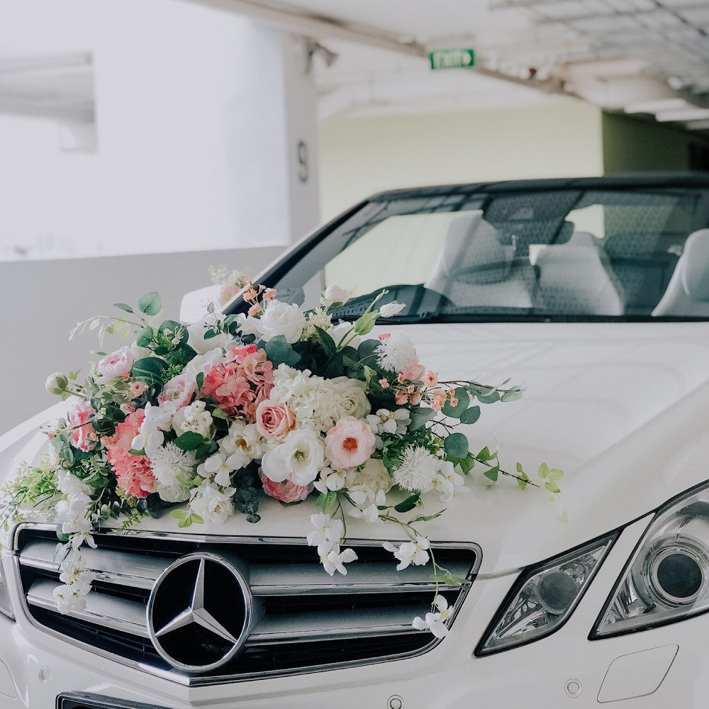 Mercedes Luxury Floral Decoration | Classic Wedding Car Decor